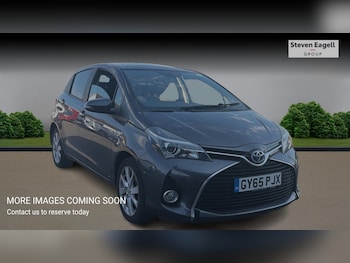 Used Toyota Yaris 2015 for sale - 79131937: Photo
