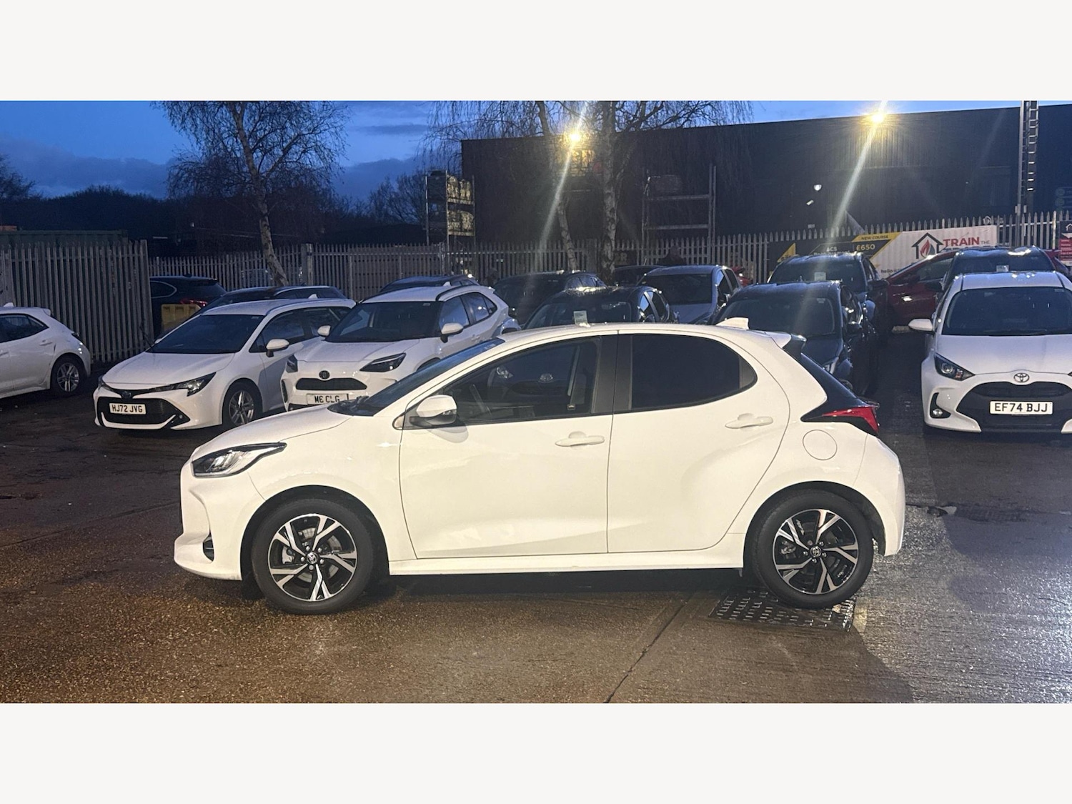 Used Toyota Yaris for sale - 77671284: Photo 19