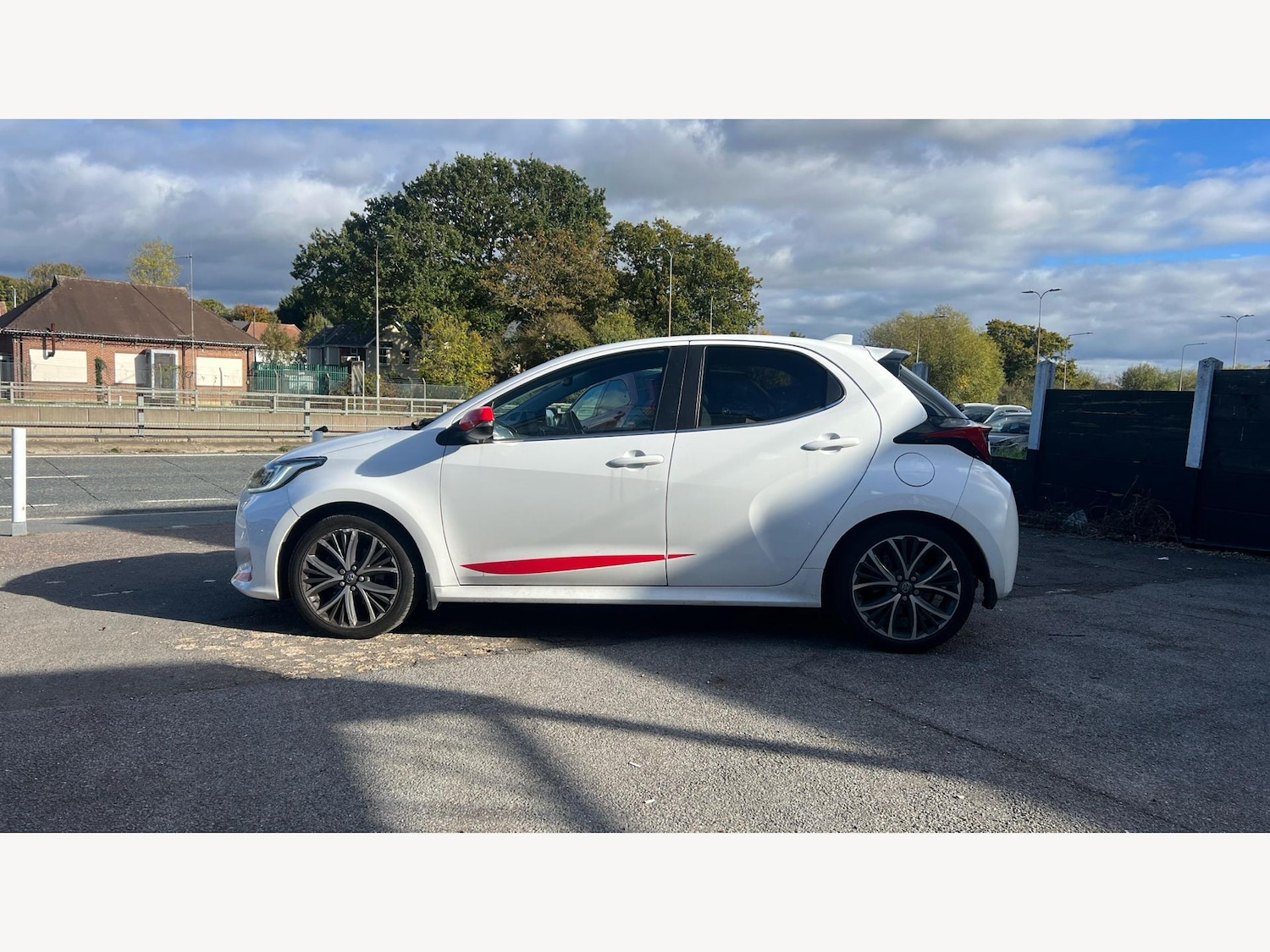 Used Toyota Yaris 2022 for sale - 76613309: Photo 19