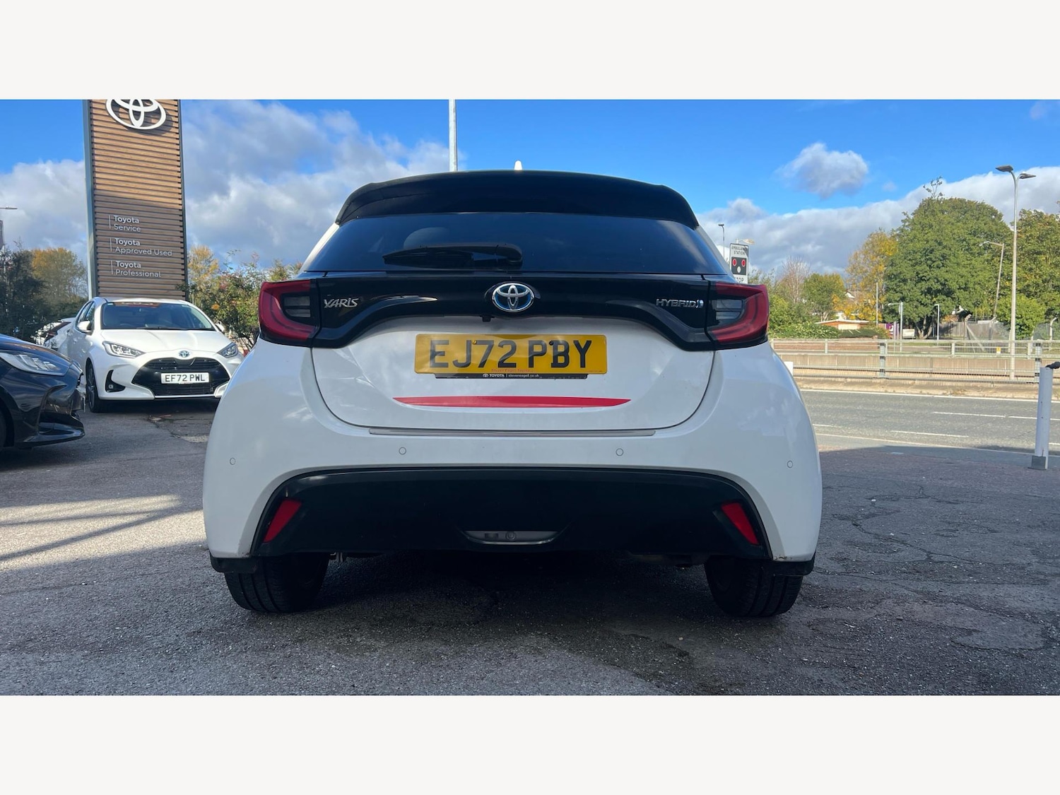 Used Toyota Yaris 2022 for sale - 76613309: Photo 21