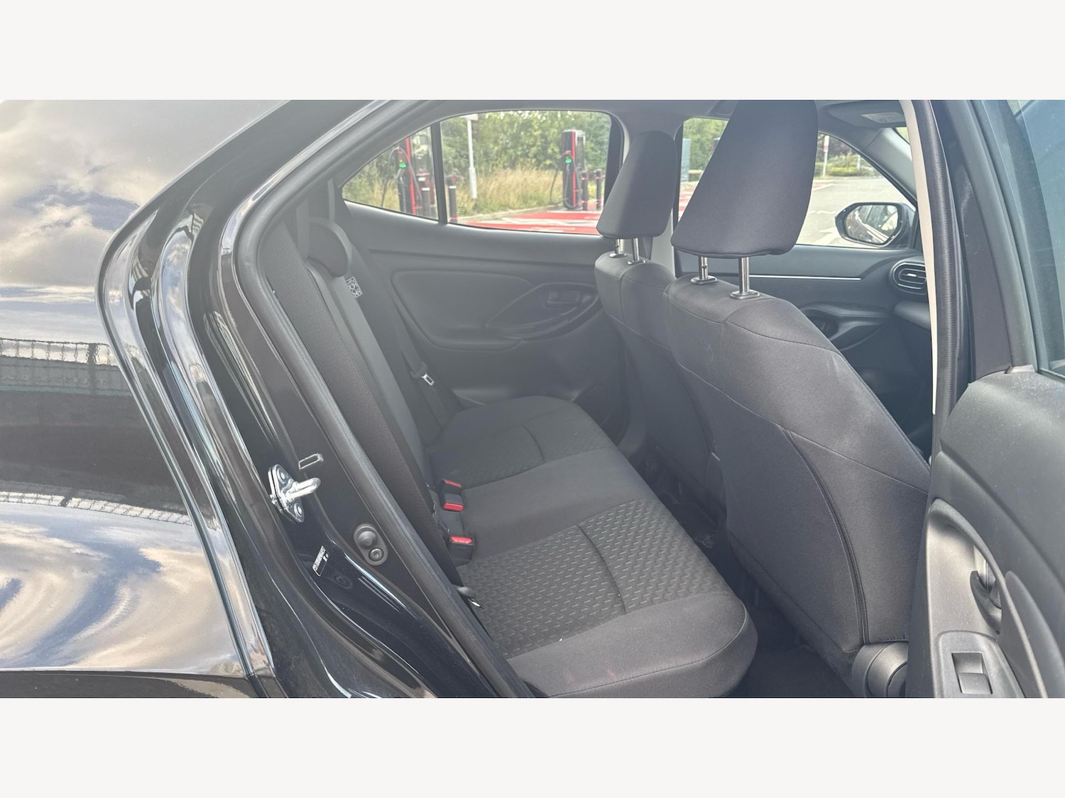 Used Toyota Yaris Cross 2024 for sale - 76259016: Photo 14
