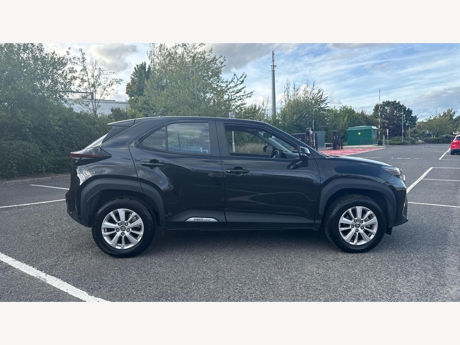 Used Toyota Yaris Cross 2024 for sale - 76259016: Photo 18