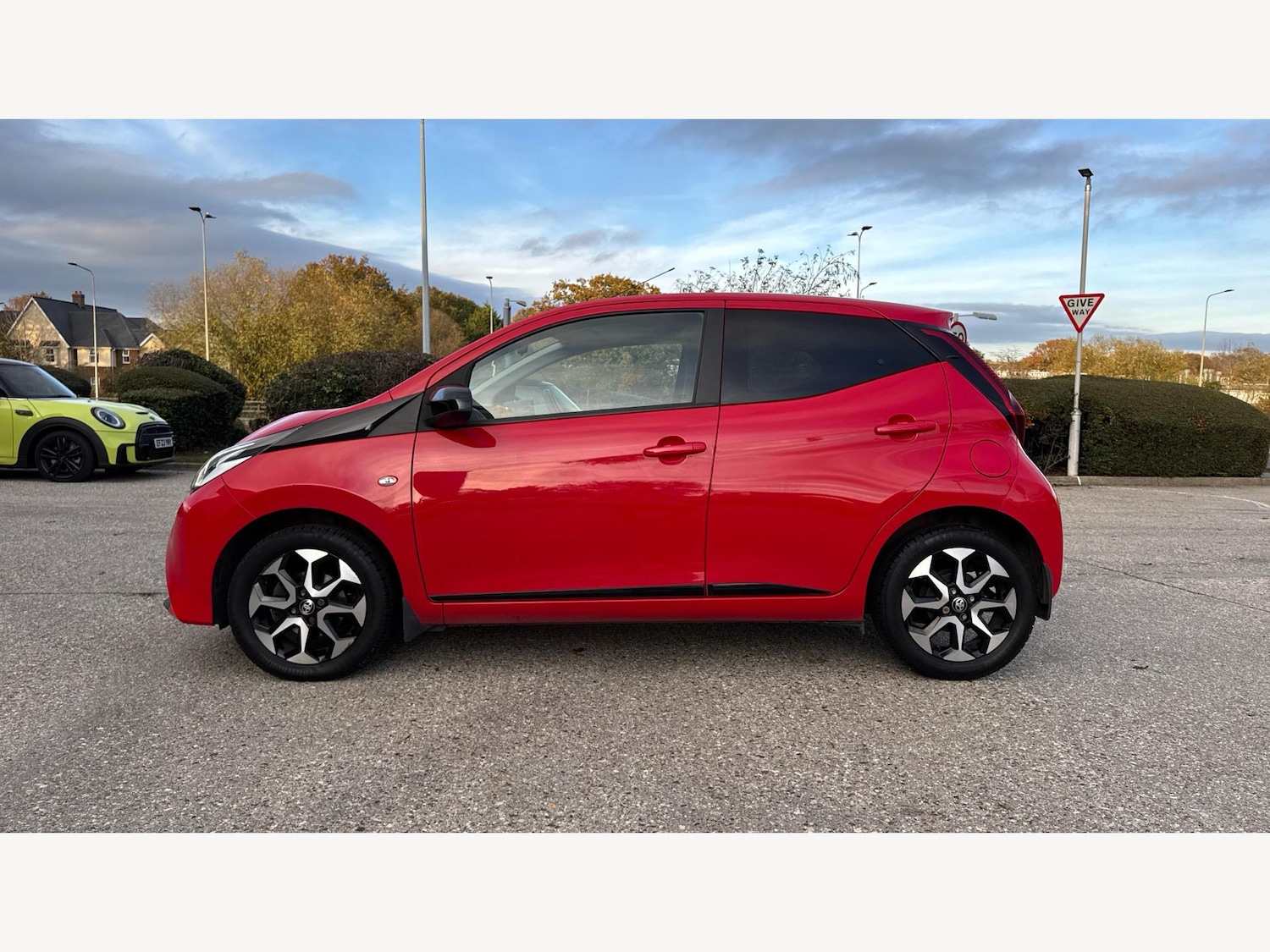 Used Toyota AYGO 2020 for sale - 76612935: Photo 19