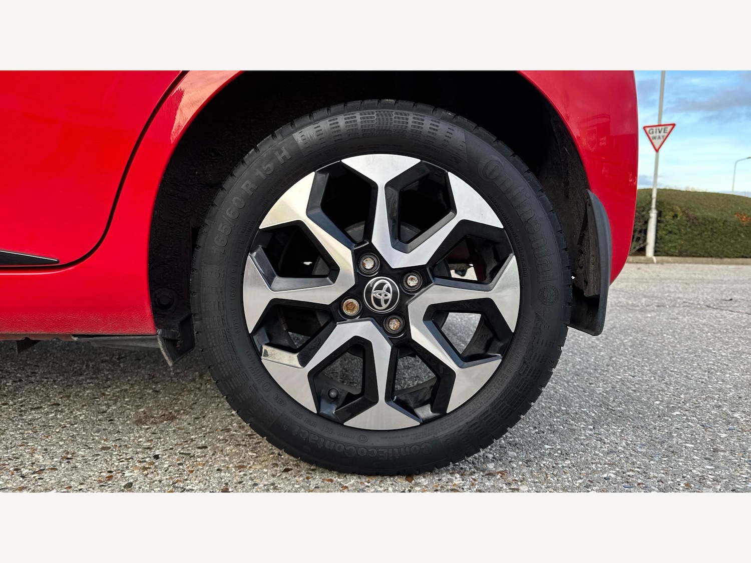 Used Toyota AYGO 2020 for sale - 76612935: Photo 20