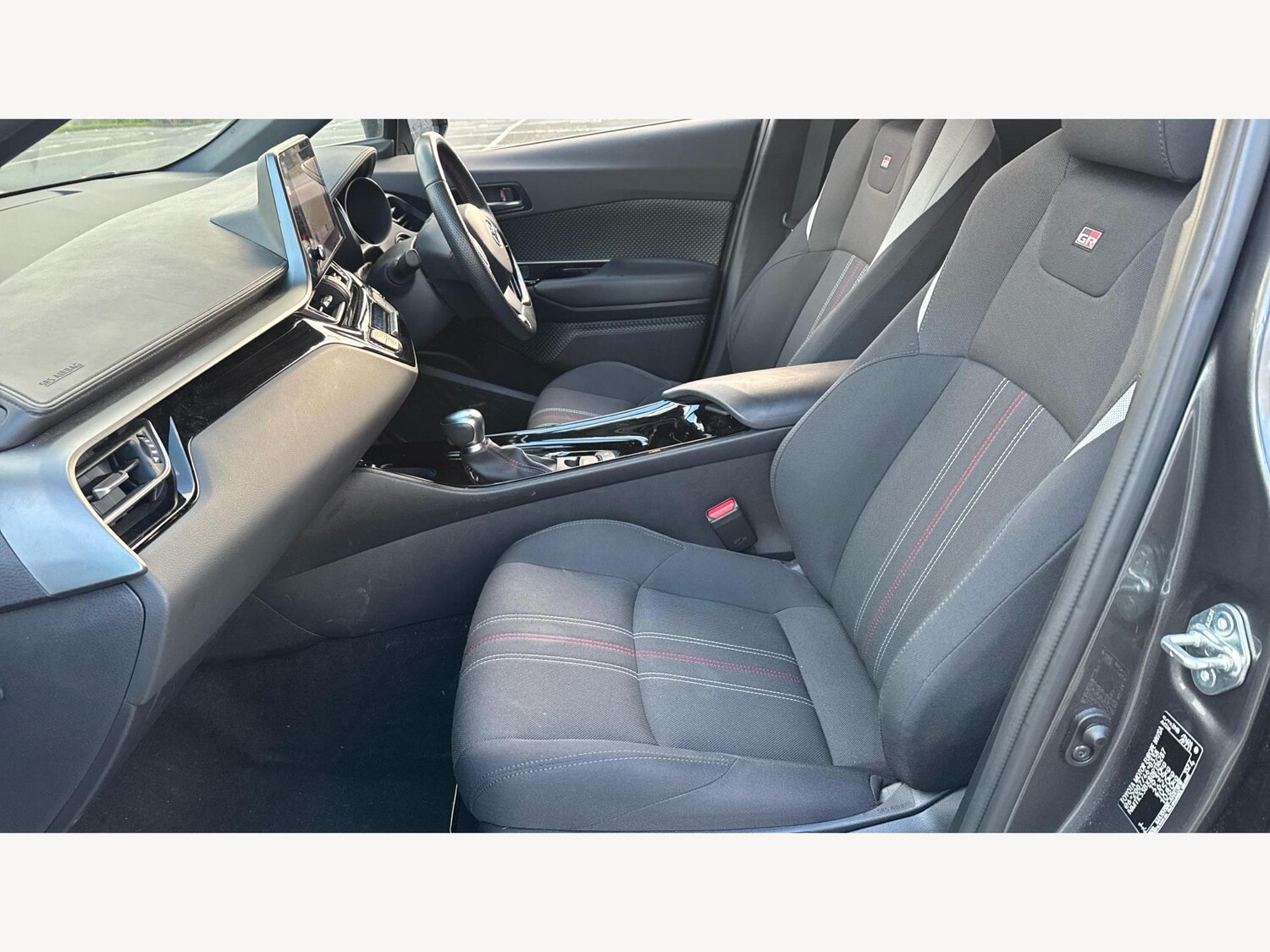 Used Toyota C-HR 2023 for sale - 77599118: Photo 12