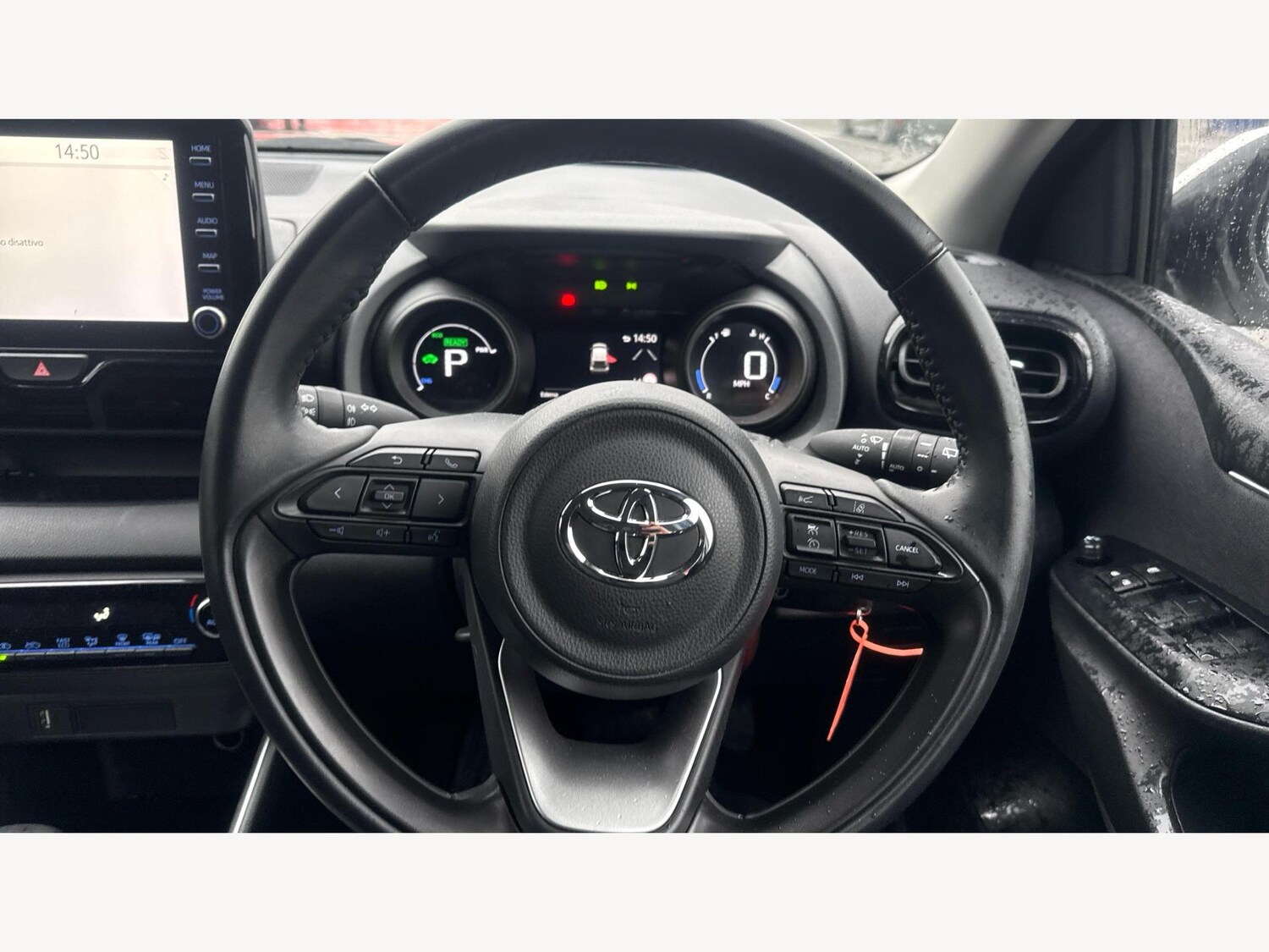 Used Toyota Yaris for sale - 77807805: Photo 10