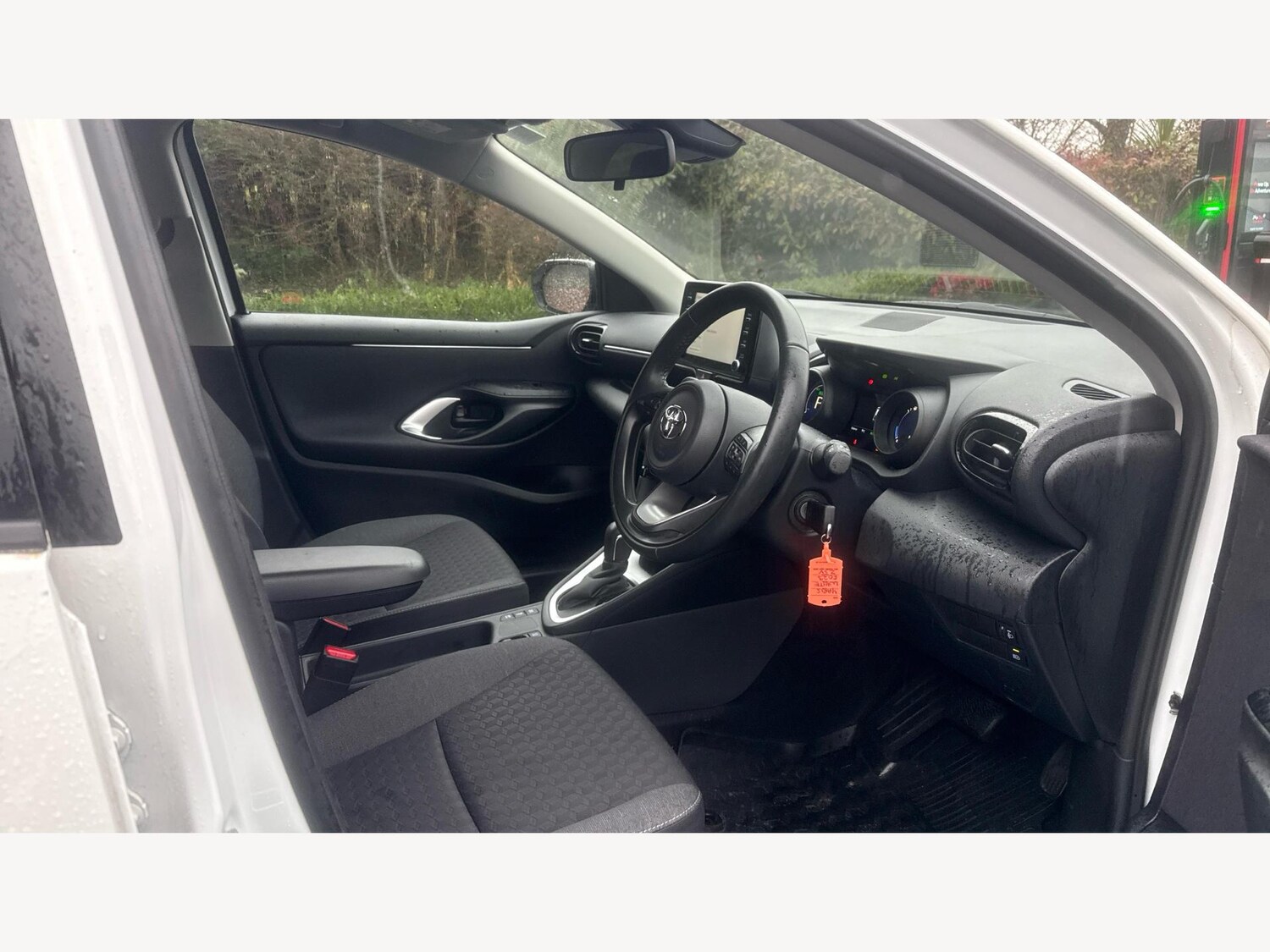 Used Toyota Yaris for sale - 77807805: Photo 13