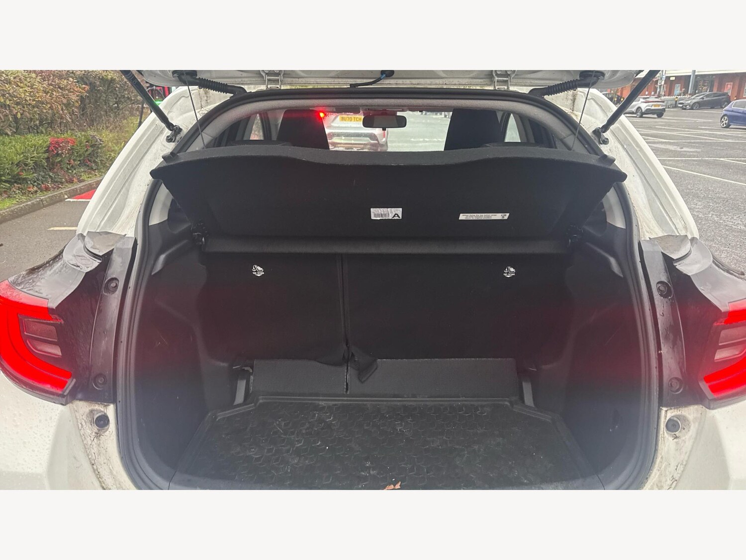 Used Toyota Yaris for sale - 77807805: Photo 16