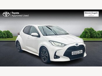 Used Toyota Yaris 2023 for sale - 77807805: Photo