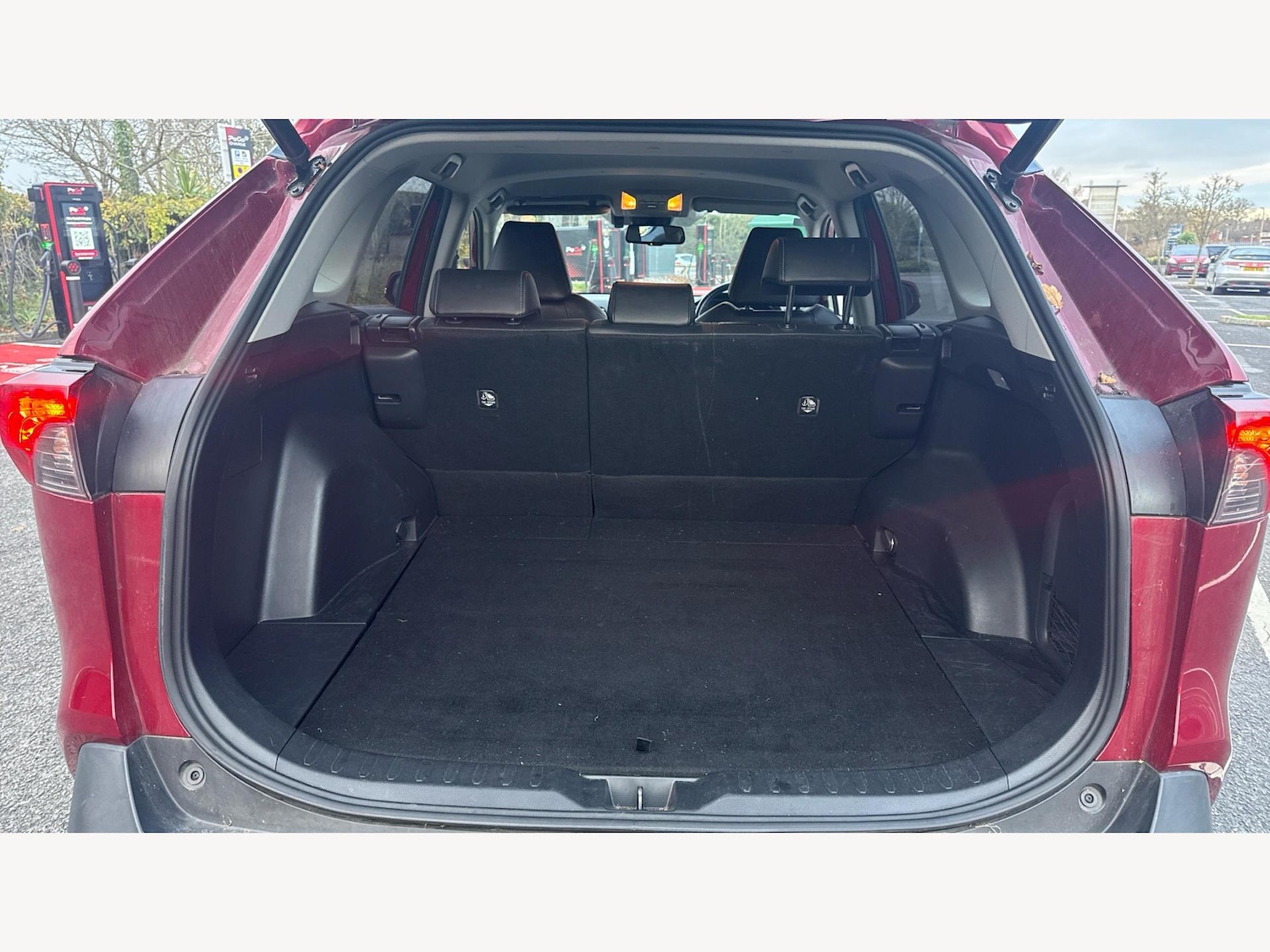 Used Toyota RAV4 2019 for sale - 77040943: Photo 16