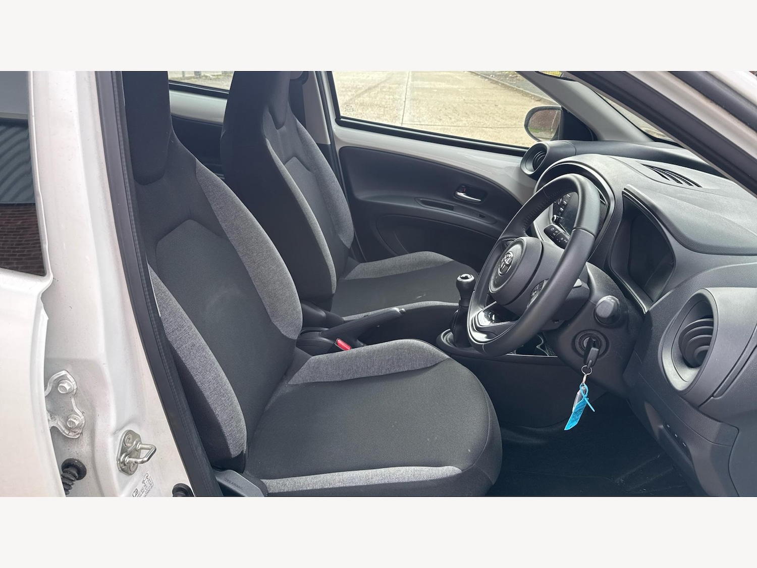 Used Toyota Aygo X for sale - 76613049: Photo 13