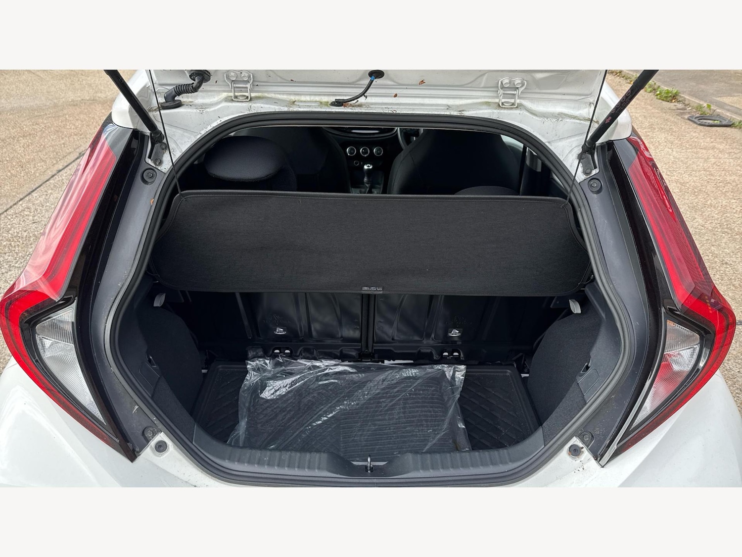 Used Toyota Aygo X for sale - 76613049: Photo 16