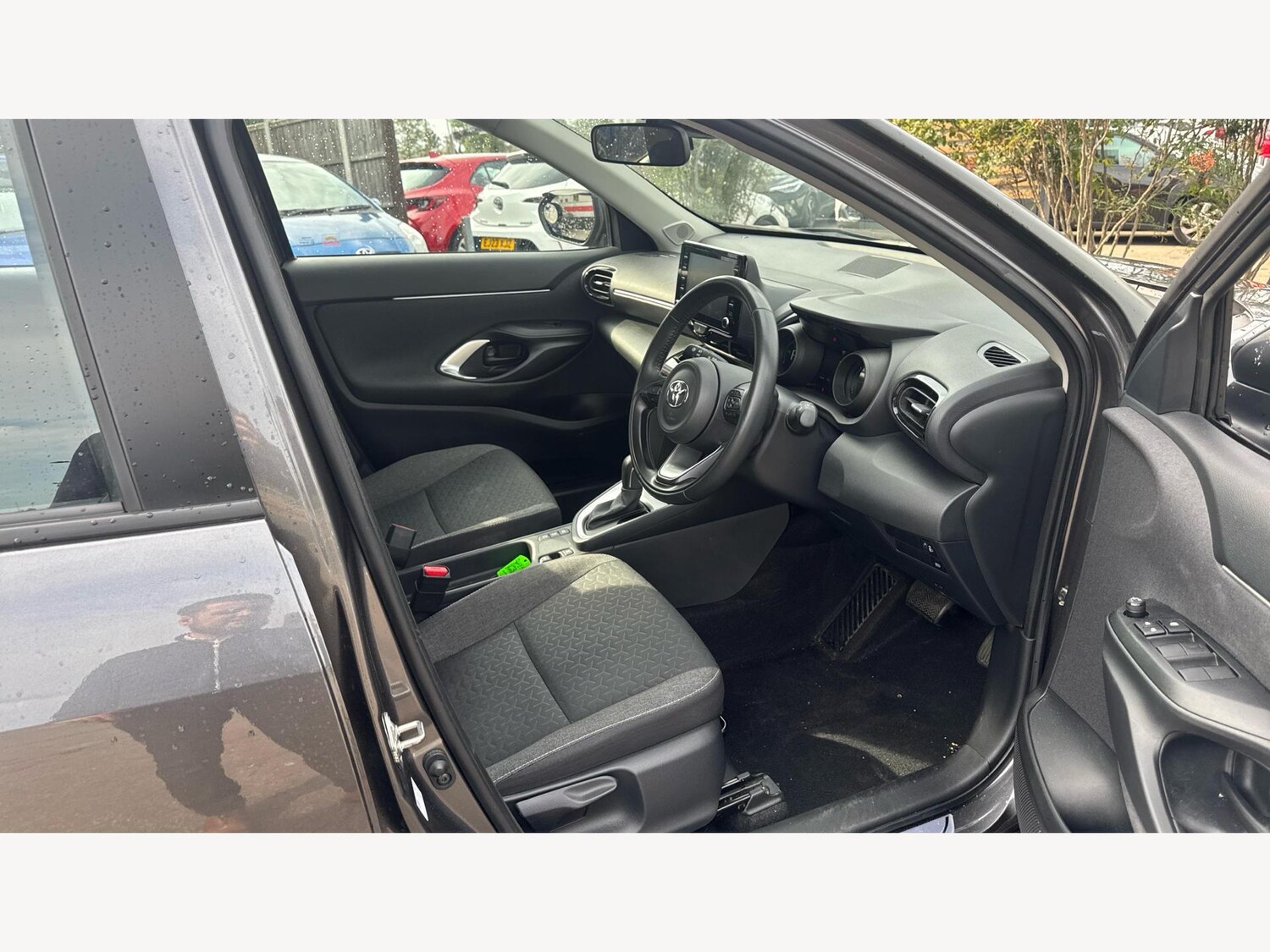 Used Toyota Yaris Cross 2024 for sale - 76200890: Photo 13