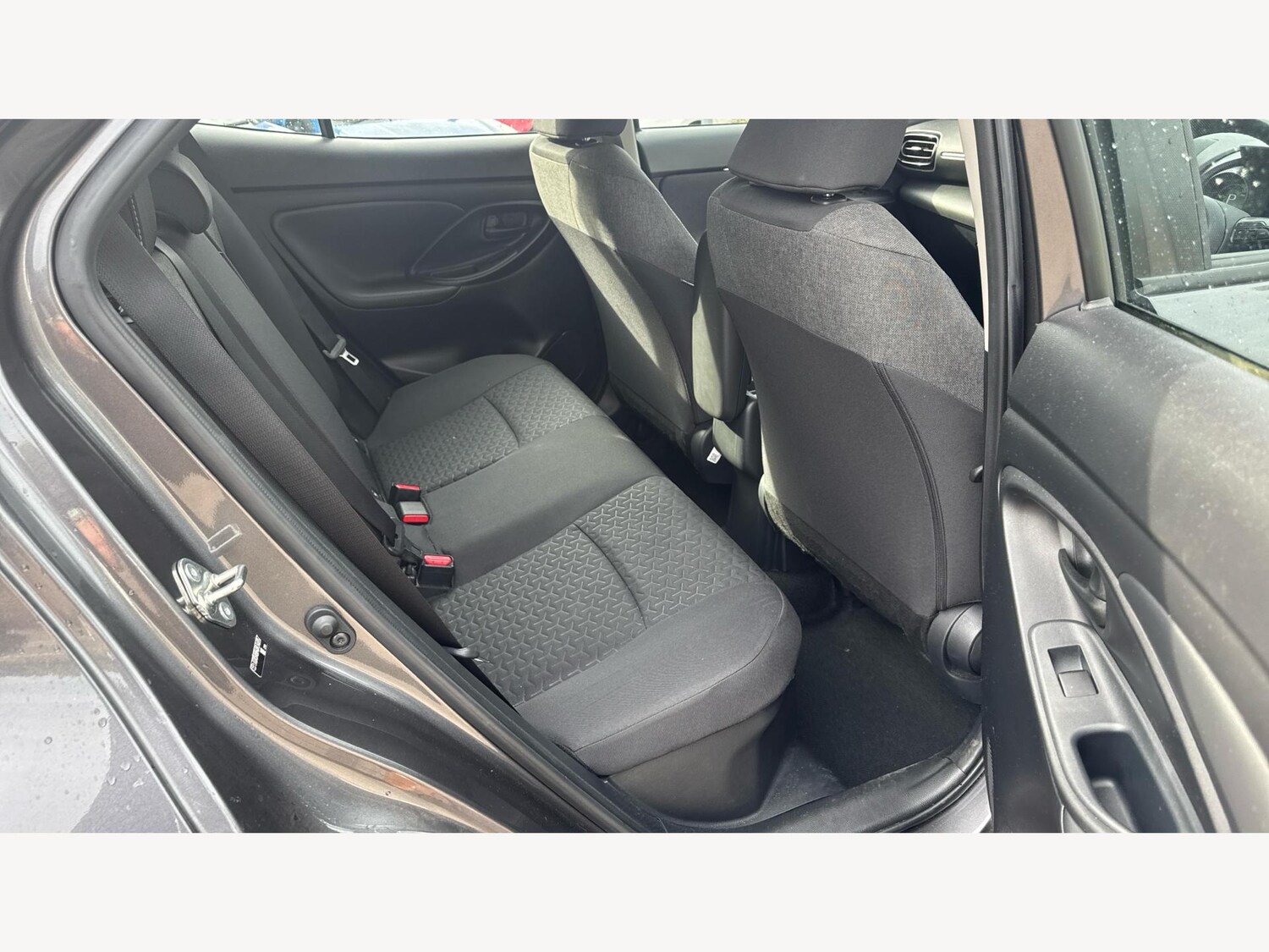 Used Toyota Yaris Cross 2024 for sale - 76200890: Photo 14