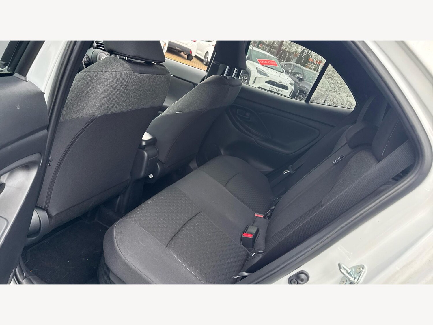 Used Toyota Yaris Cross 2024 for sale - 77626187: Photo 15