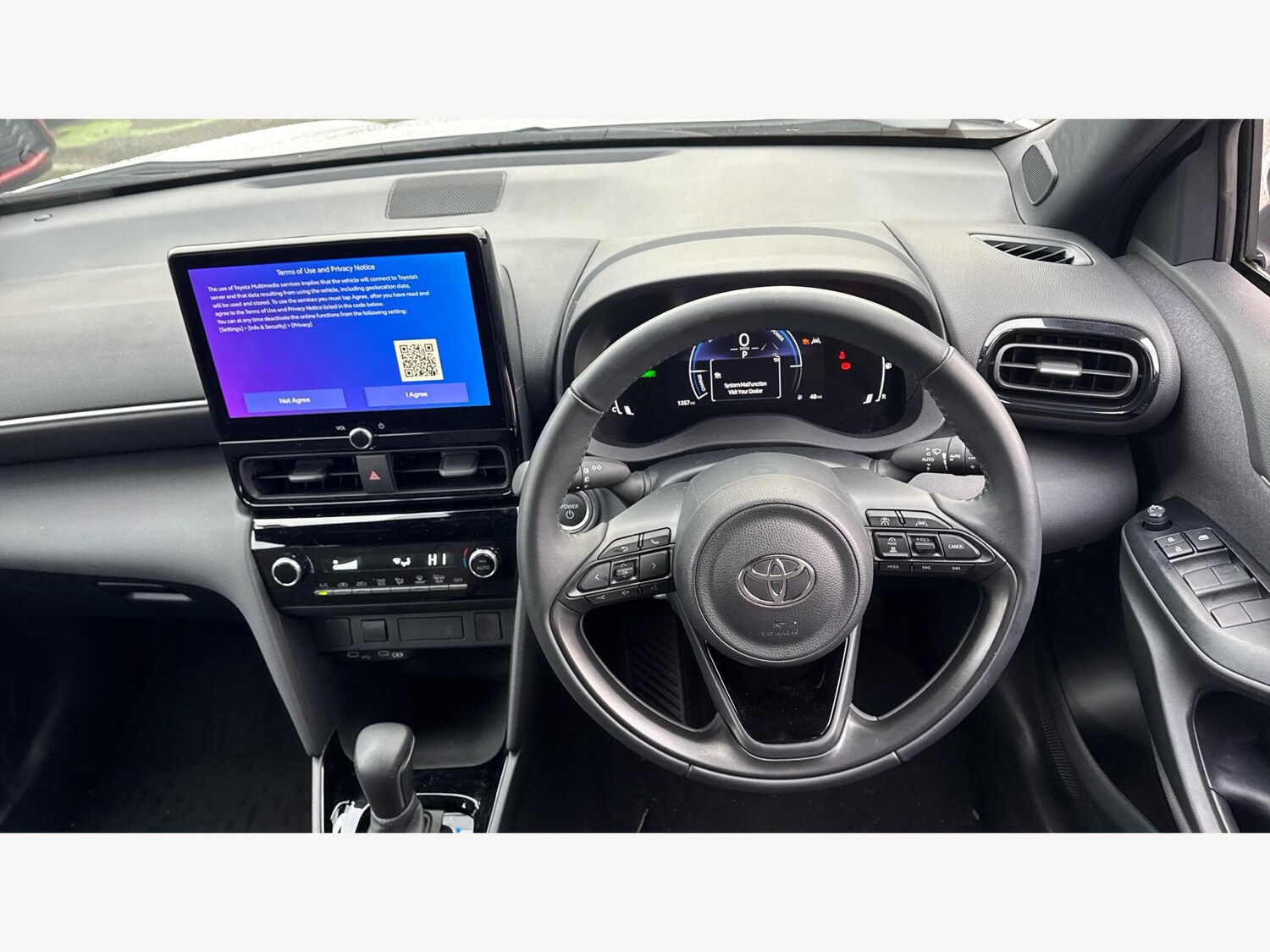 Used Toyota Yaris Cross 2024 for sale - 77626187: Photo 8