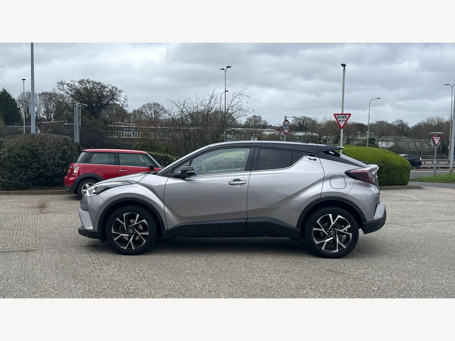 Used Toyota C-HR for sale - 77909439: Photo 19