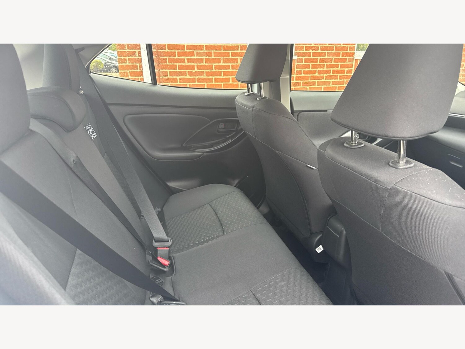 Used Toyota Yaris Cross 2025 for sale - 76201003: Photo 14