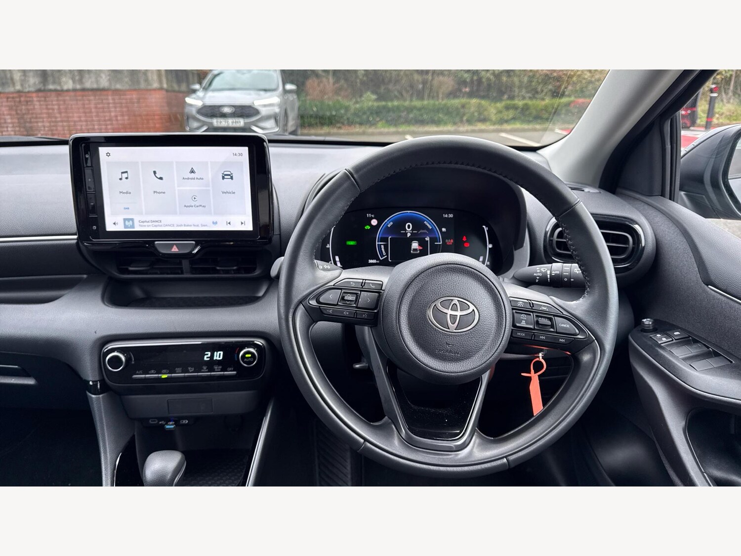 Used Toyota Yaris for sale - 77625746: Photo 8