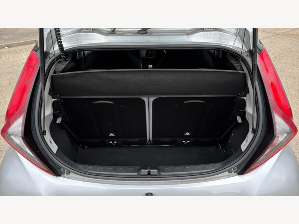 Used Toyota AYGO 2020 for sale - 75634483: Photo 16