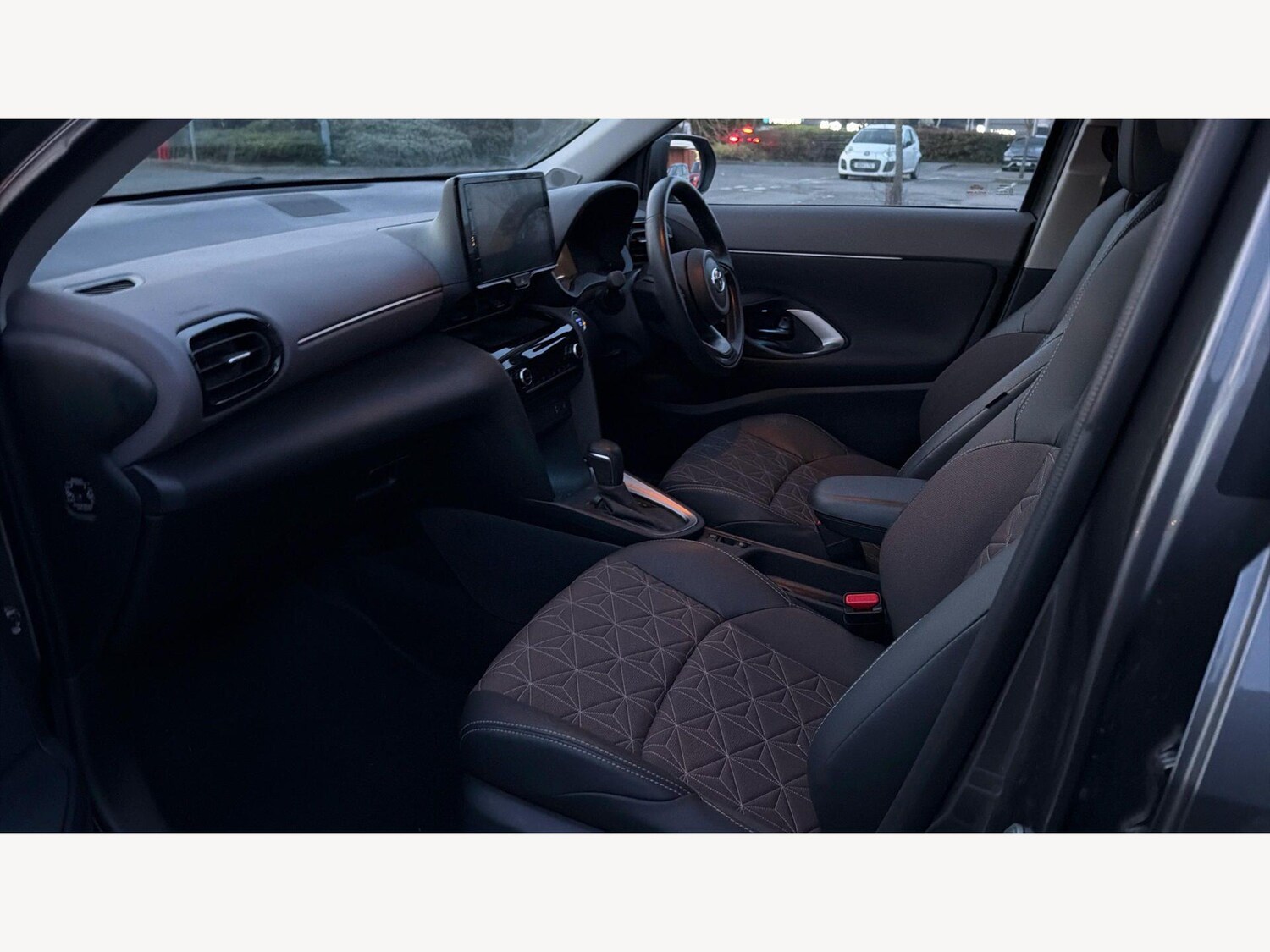 Used Toyota Yaris Cross for sale - 77883275: Photo 12