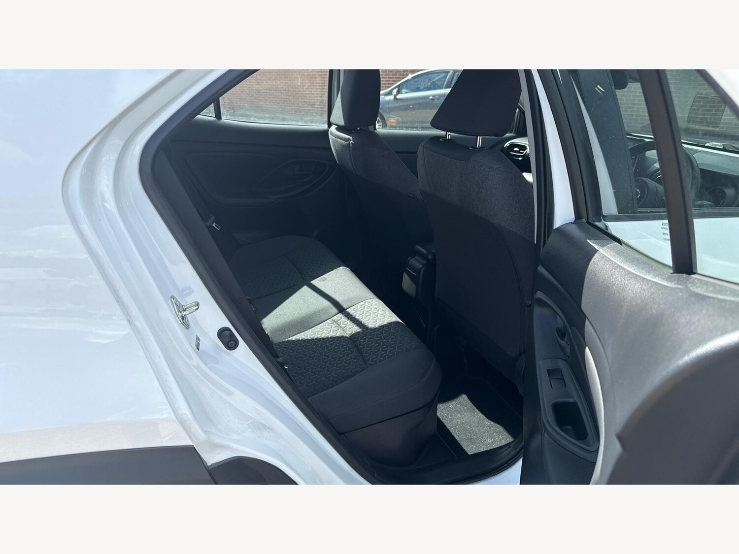 Used Toyota Yaris Cross 2024 for sale - 75977799: Photo 14