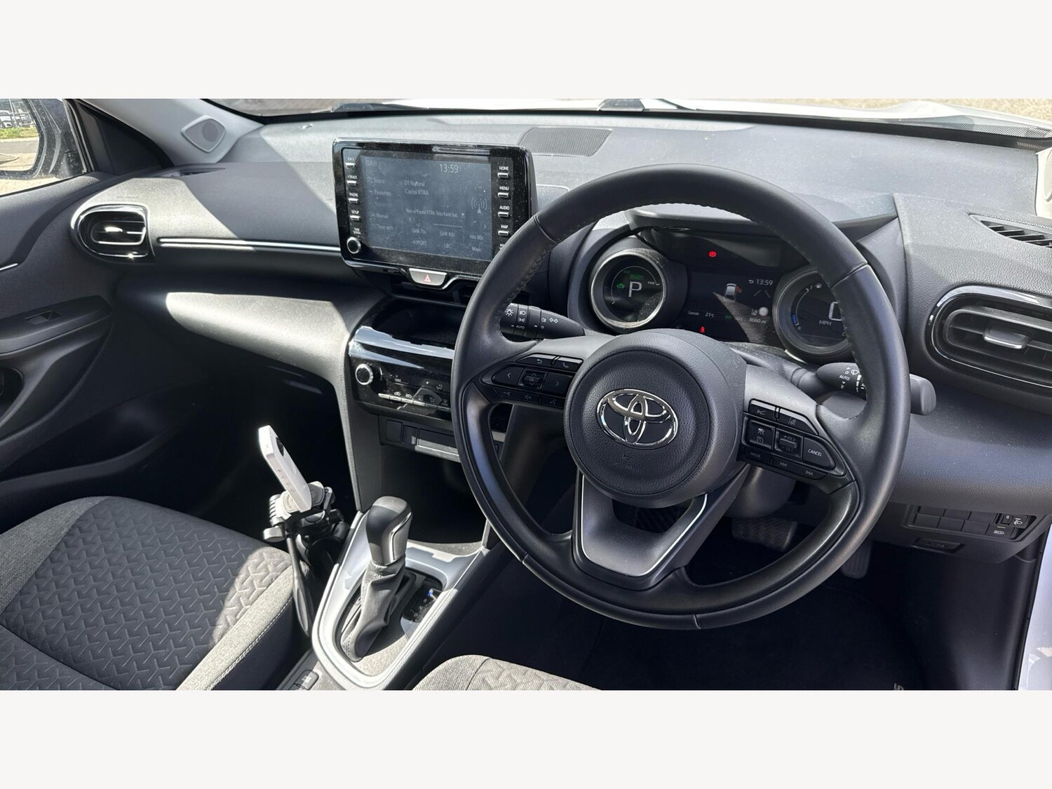 Used Toyota Yaris Cross 2024 for sale - 75977799: Photo 7