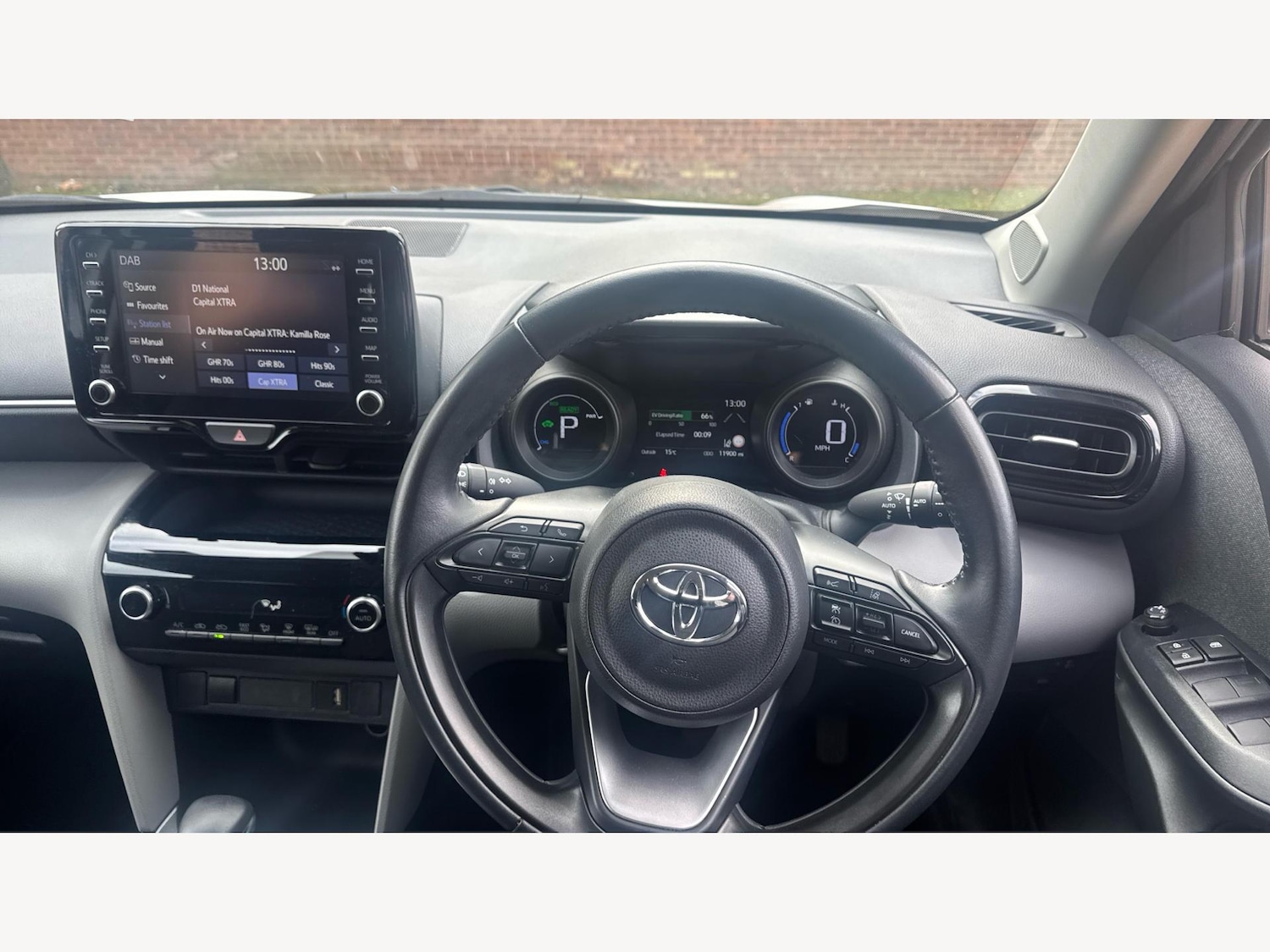 Used Toyota Yaris Cross 2022 for sale - 76371264: Photo 10