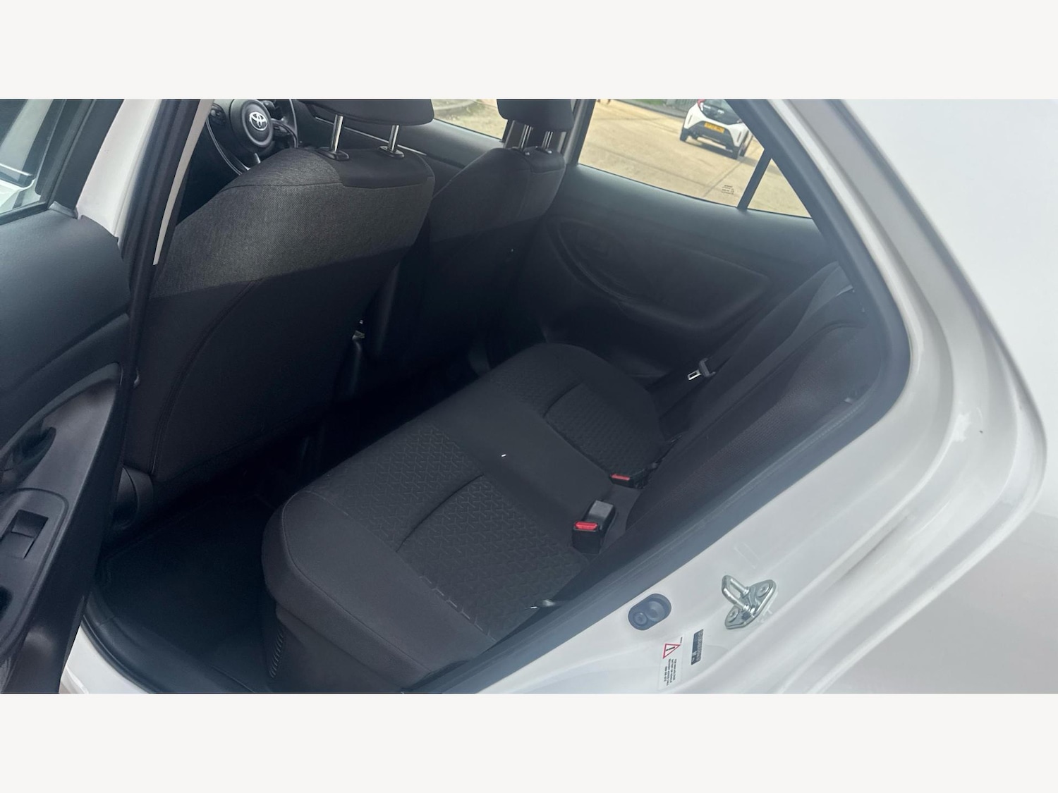 Used Toyota Yaris Cross 2022 for sale - 76371264: Photo 15