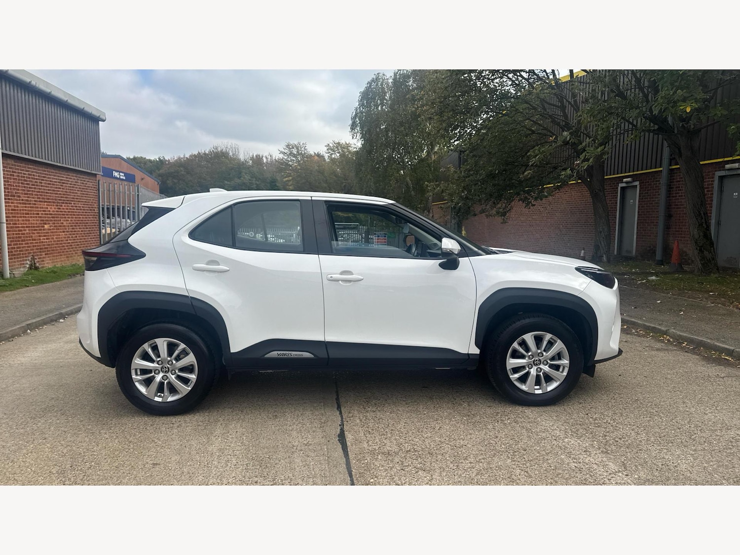 Used Toyota Yaris Cross 2022 for sale - 76371264: Photo 18