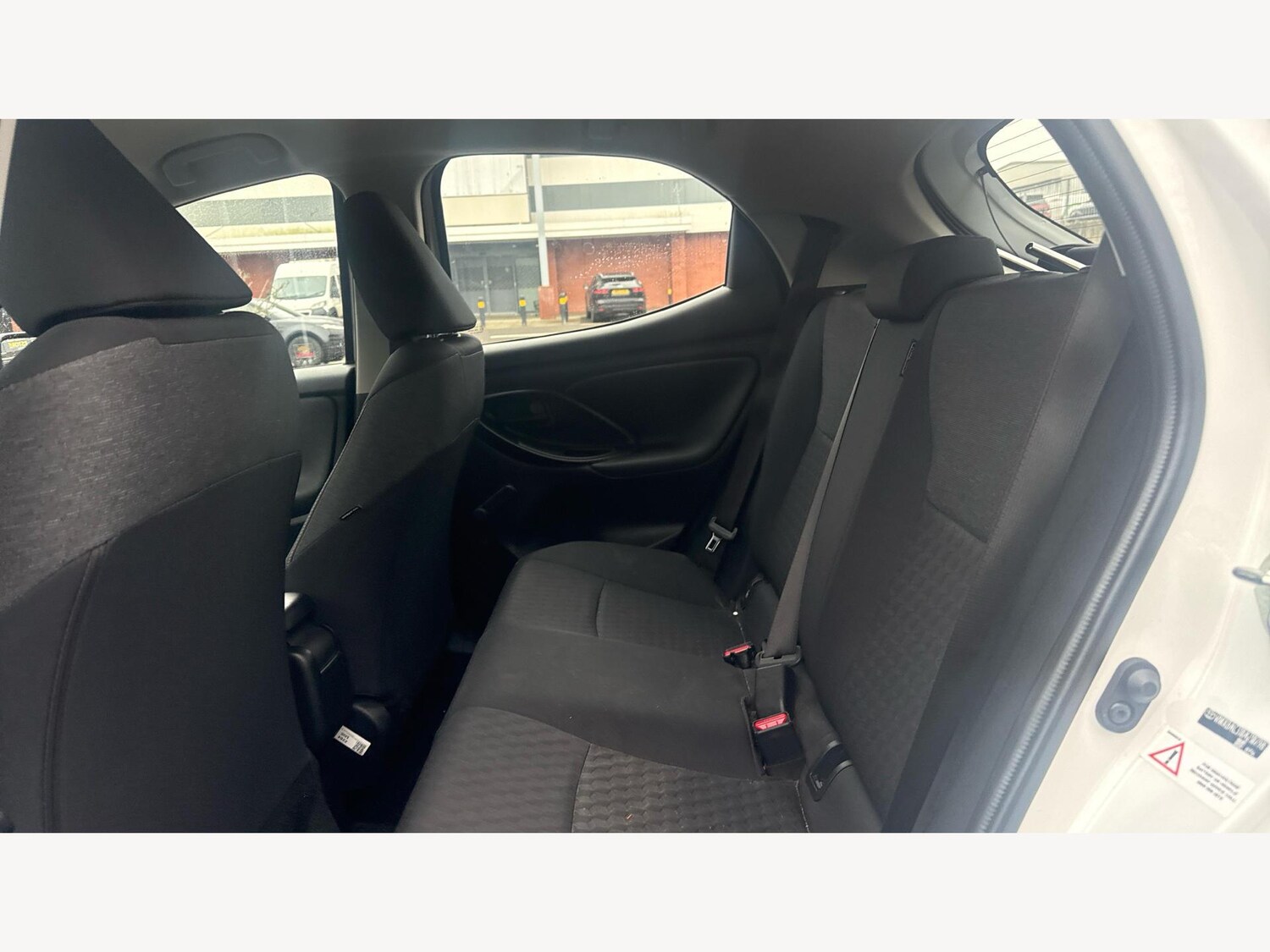 Used Toyota Yaris for sale - 77809159: Photo 15