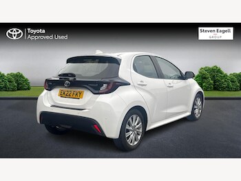 Used Toyota Yaris 2022 for sale - 77809159: Photo