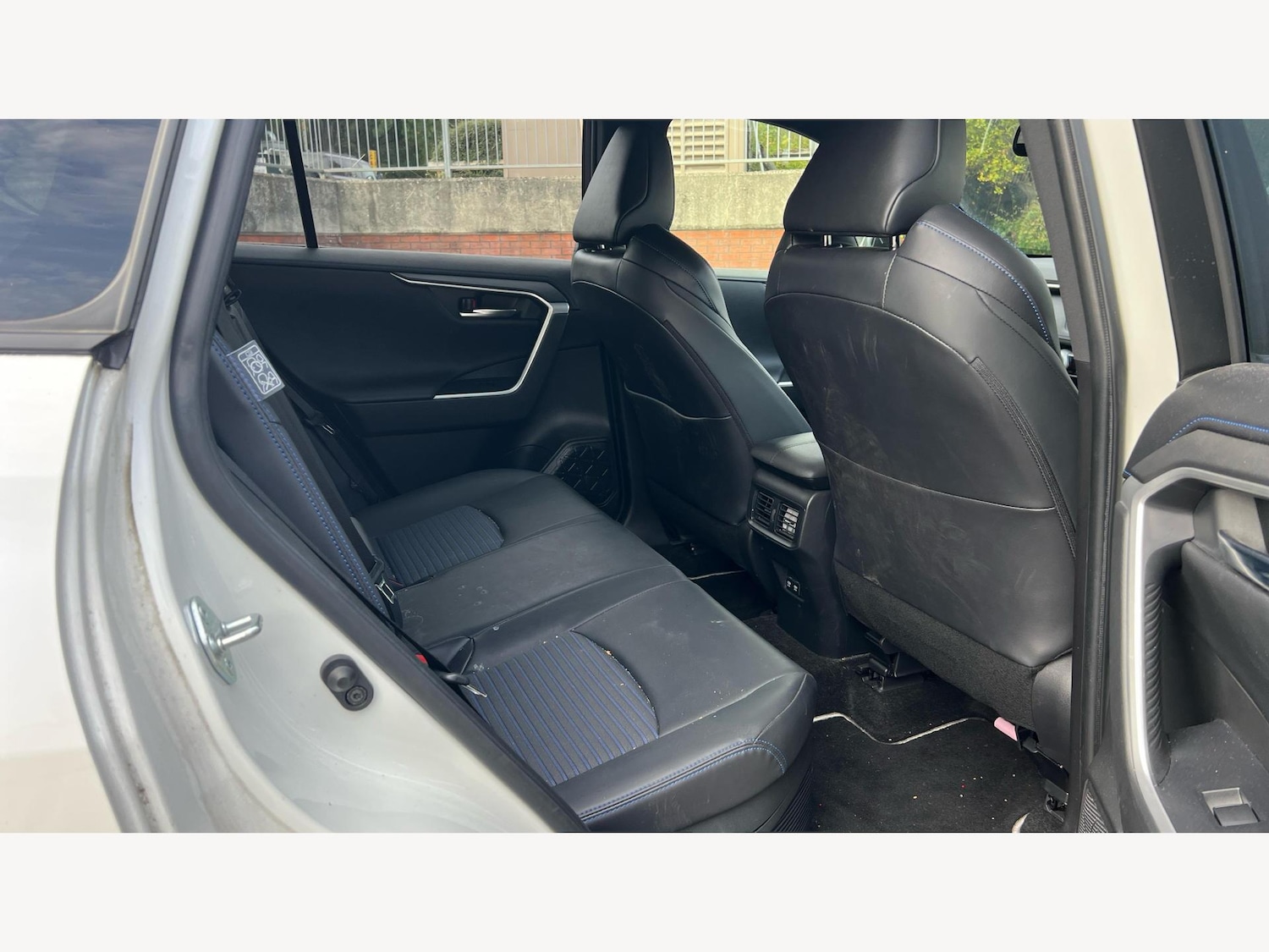 Used Toyota RAV4 2020 for sale - 76613027: Photo 14