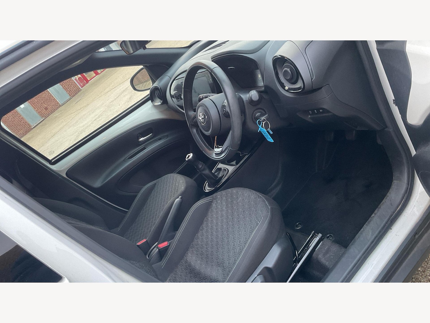 Used Toyota Aygo X 2024 for sale - 76824712: Photo 13