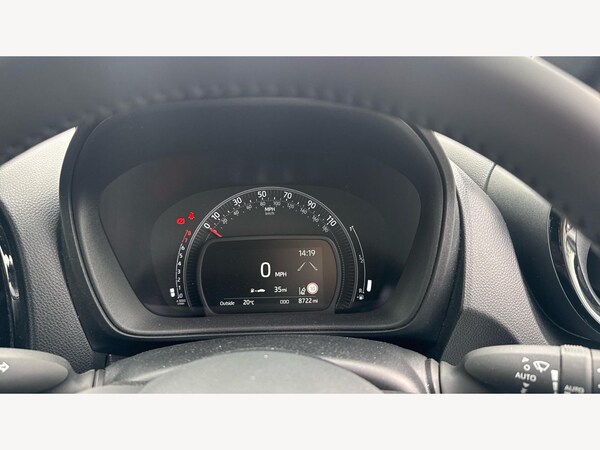 Used Toyota Aygo X 2023 for sale - 75634942: Photo 11