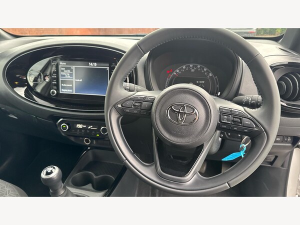 Used Toyota Aygo X 2023 for sale - 75634942: Photo 8
