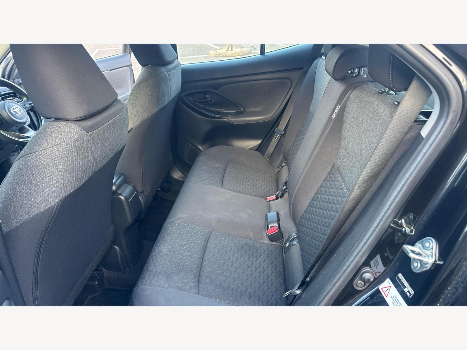 Used Toyota Yaris Cross 2022 for sale - 76849632: Photo 15