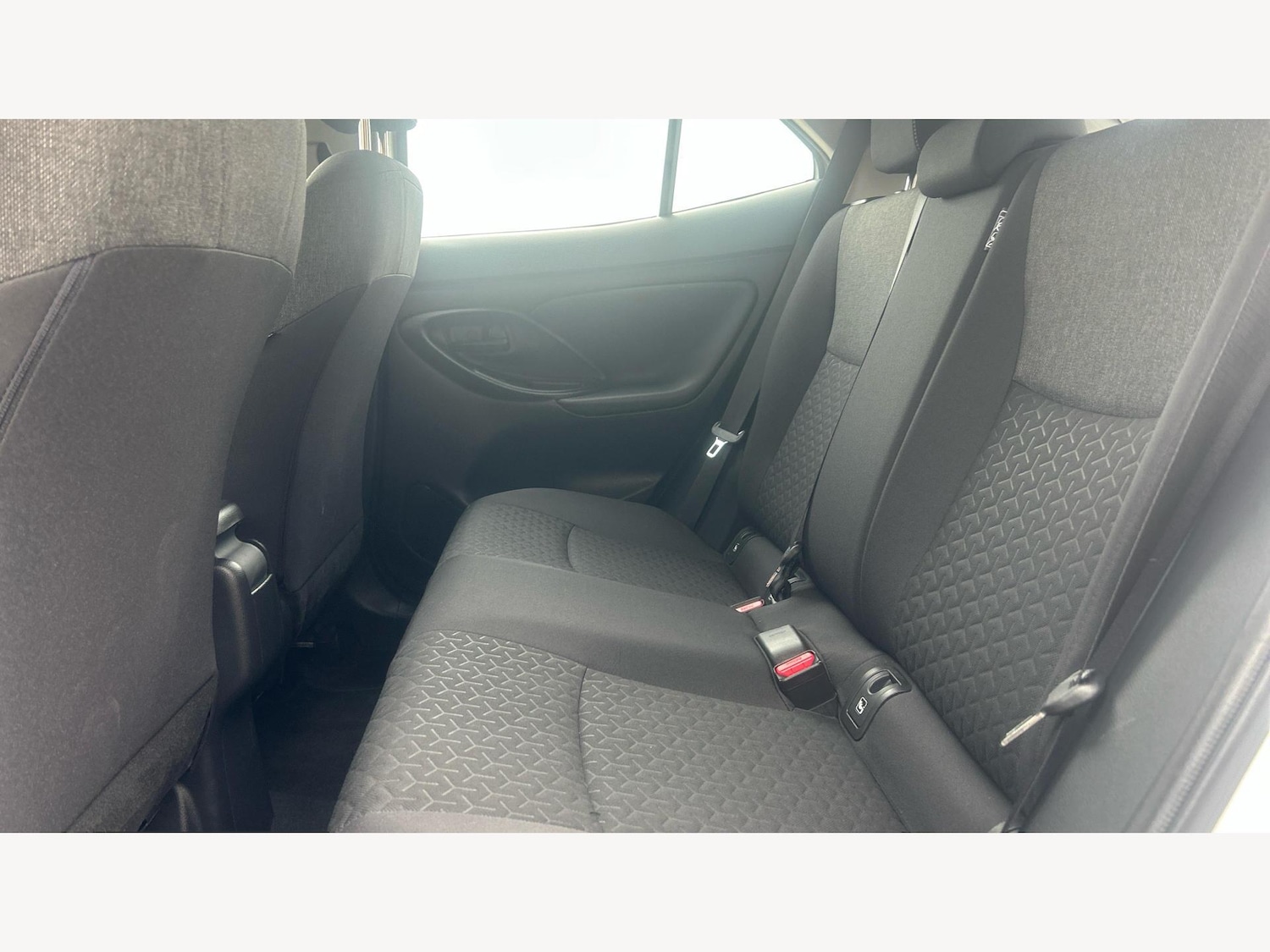 Used Toyota Yaris Cross 2023 for sale - 76634302: Photo 15