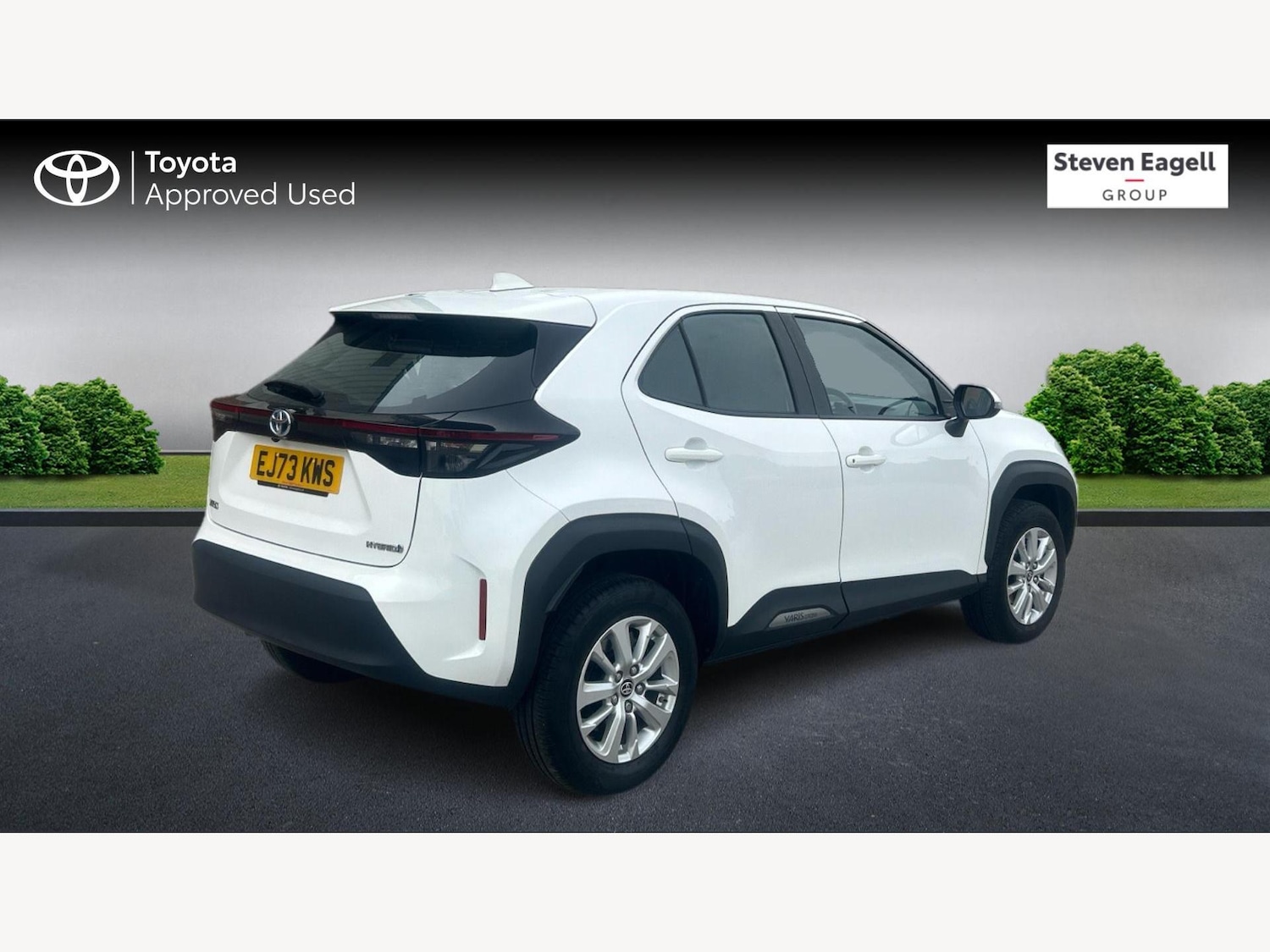 Used Toyota Yaris Cross 2023 for sale - 76634302: Photo 2