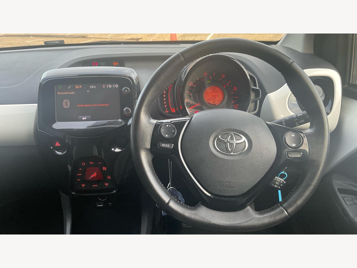 Used Toyota AYGO 2018 for sale - 76613072: Photo 10