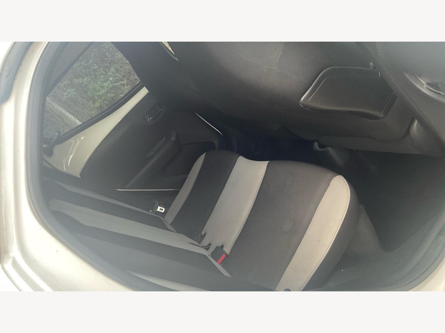 Used Toyota AYGO 2018 for sale - 76613072: Photo 14