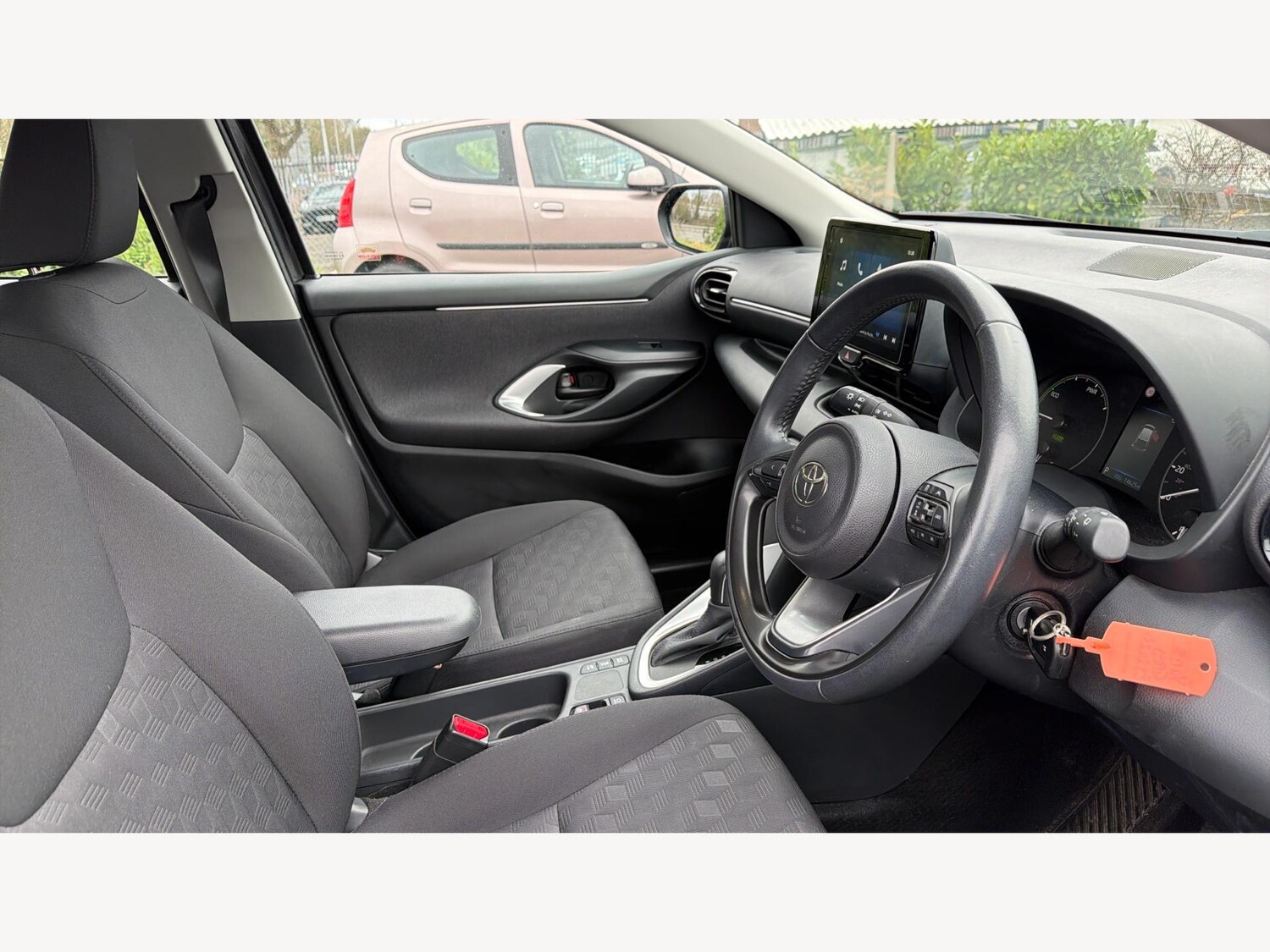 Used Toyota Yaris 2024 for sale - 77509799: Photo 13