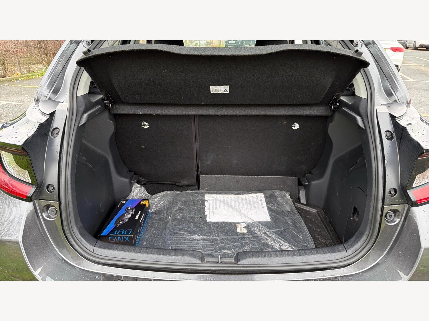 Used Toyota Yaris 2024 for sale - 77509799: Photo 16