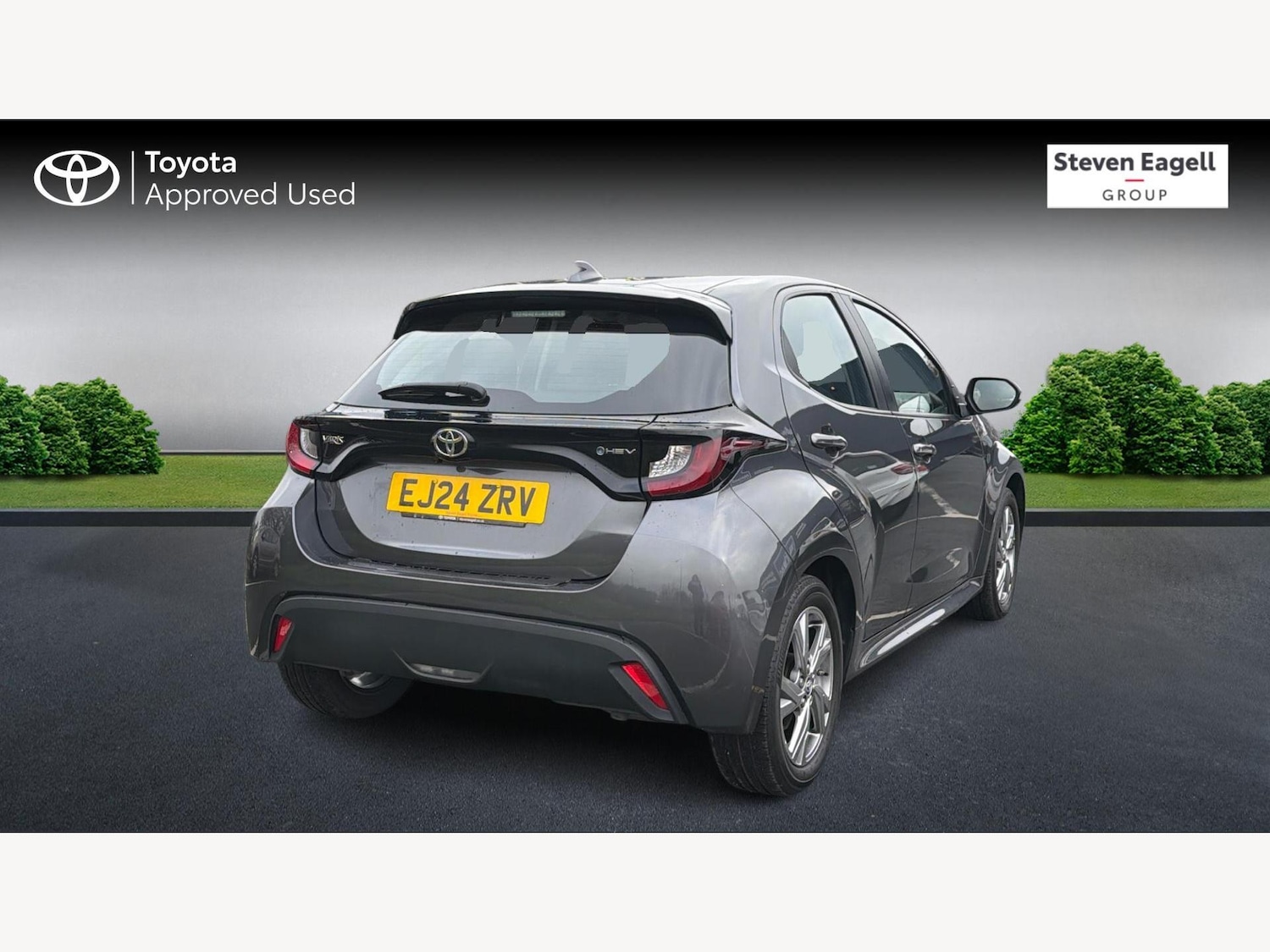 Used Toyota Yaris 2024 for sale - 77509799: Photo 2