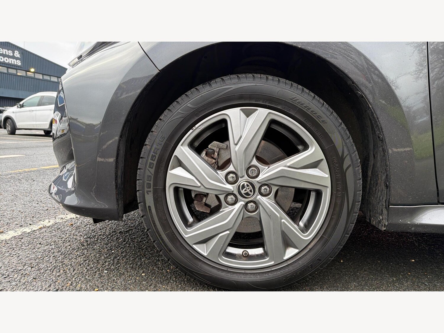 Used Toyota Yaris 2024 for sale - 77509799: Photo 20