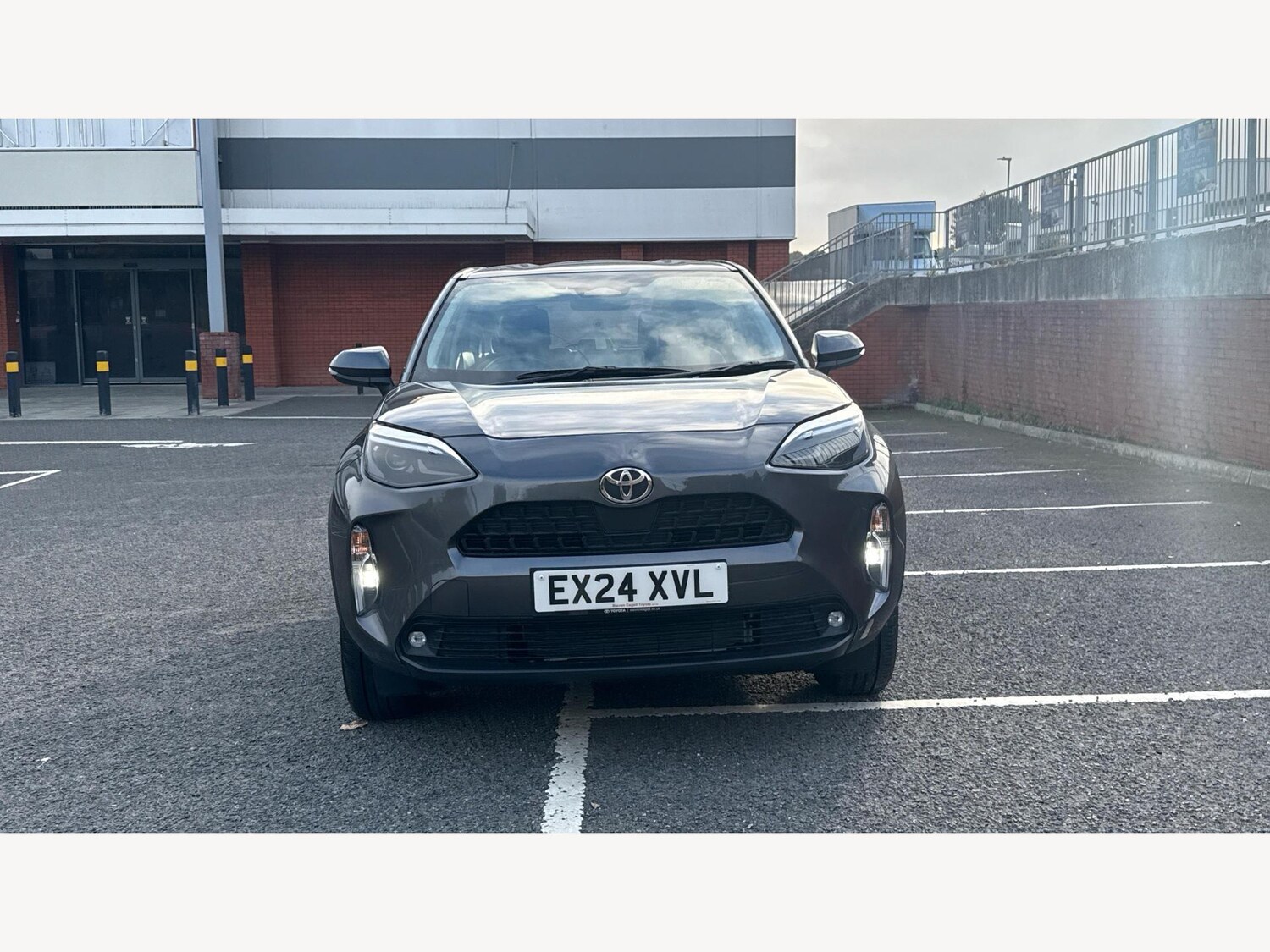 Used Toyota Yaris Cross 2024 for sale - 76997575: Photo 17