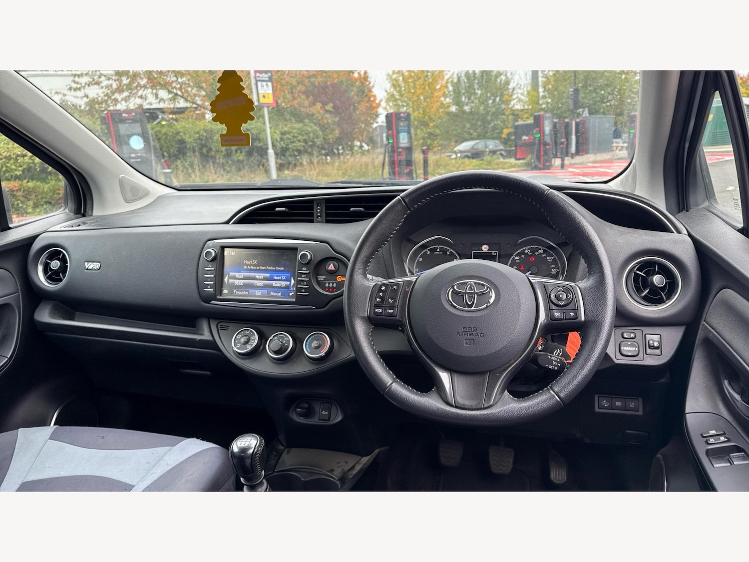 Used Toyota Yaris 2019 for sale - 76370496: Photo 7