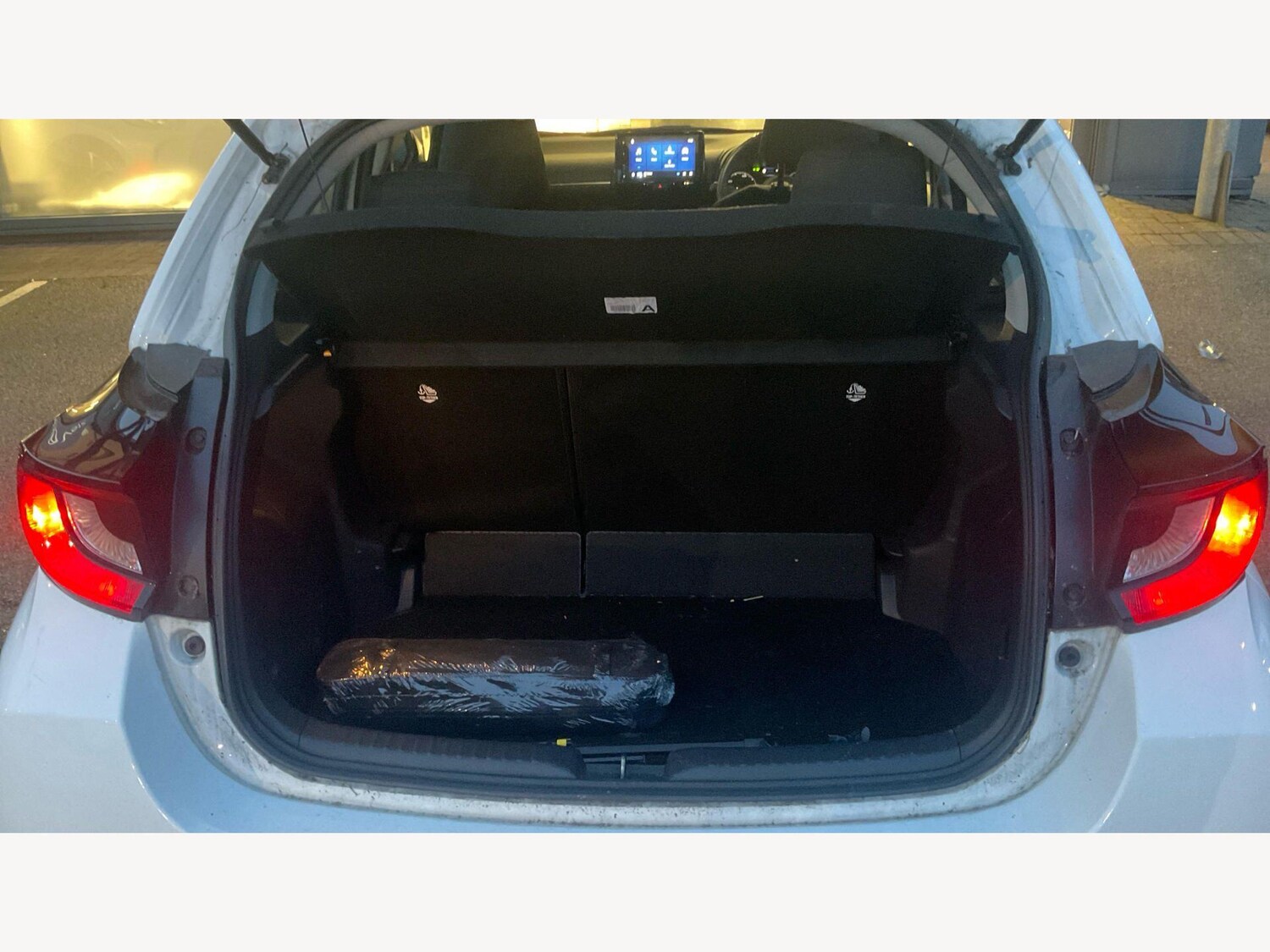 Used Toyota Yaris for sale - 77625753: Photo 16