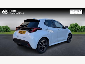 Used Toyota Yaris 2024 for sale - 78622727: Photo