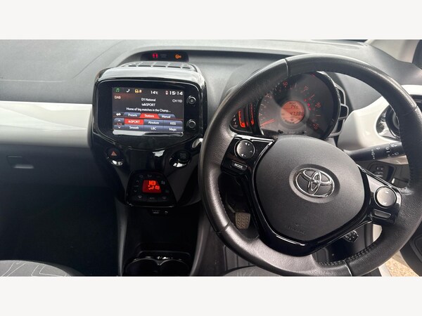 Used Toyota AYGO 2015 for sale - 76201442: Photo 10